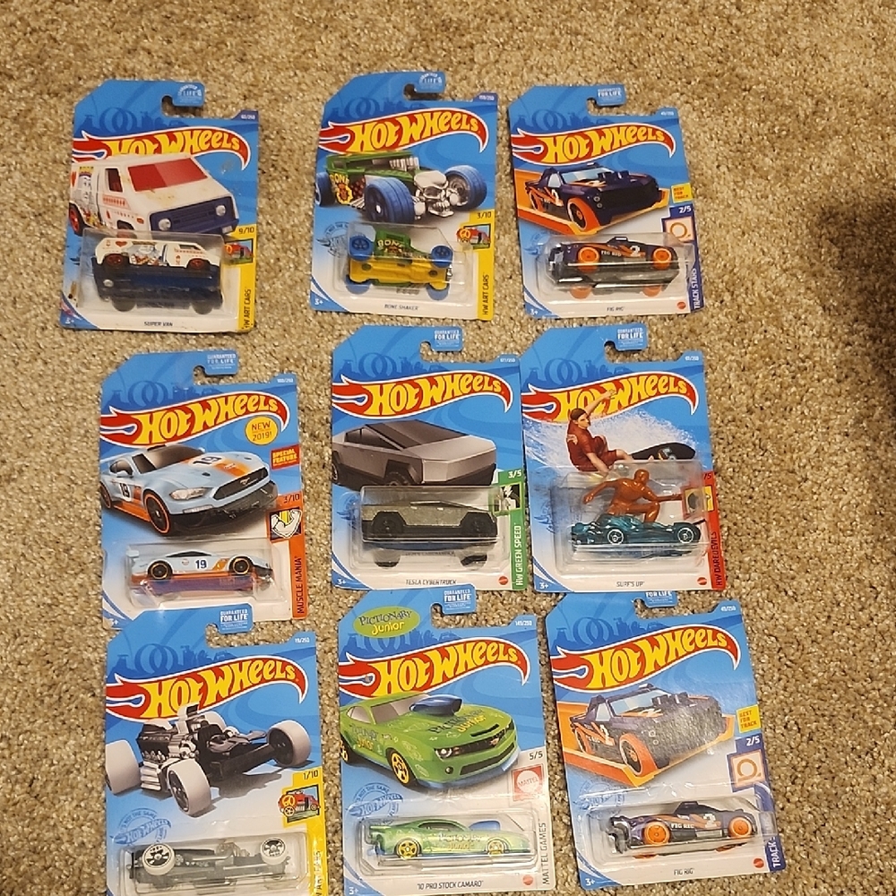 Mattel Hot Wheels Die-Cast Car Collection - Multicolor